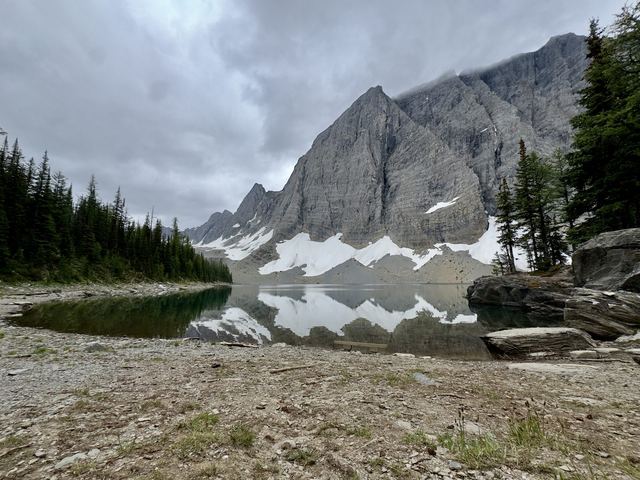 Floe Lake