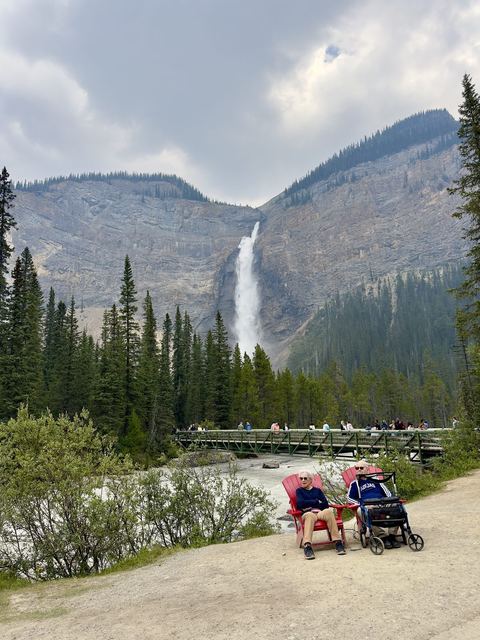 Takakkaw Falls